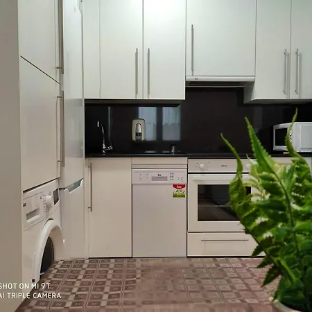 2 Bedrooms With Wifi At