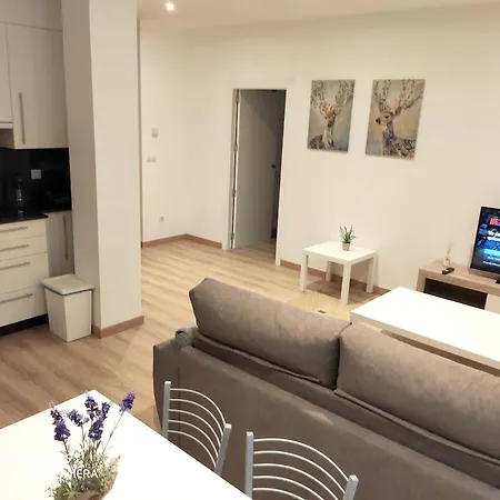 2 Bedrooms With Wifi At